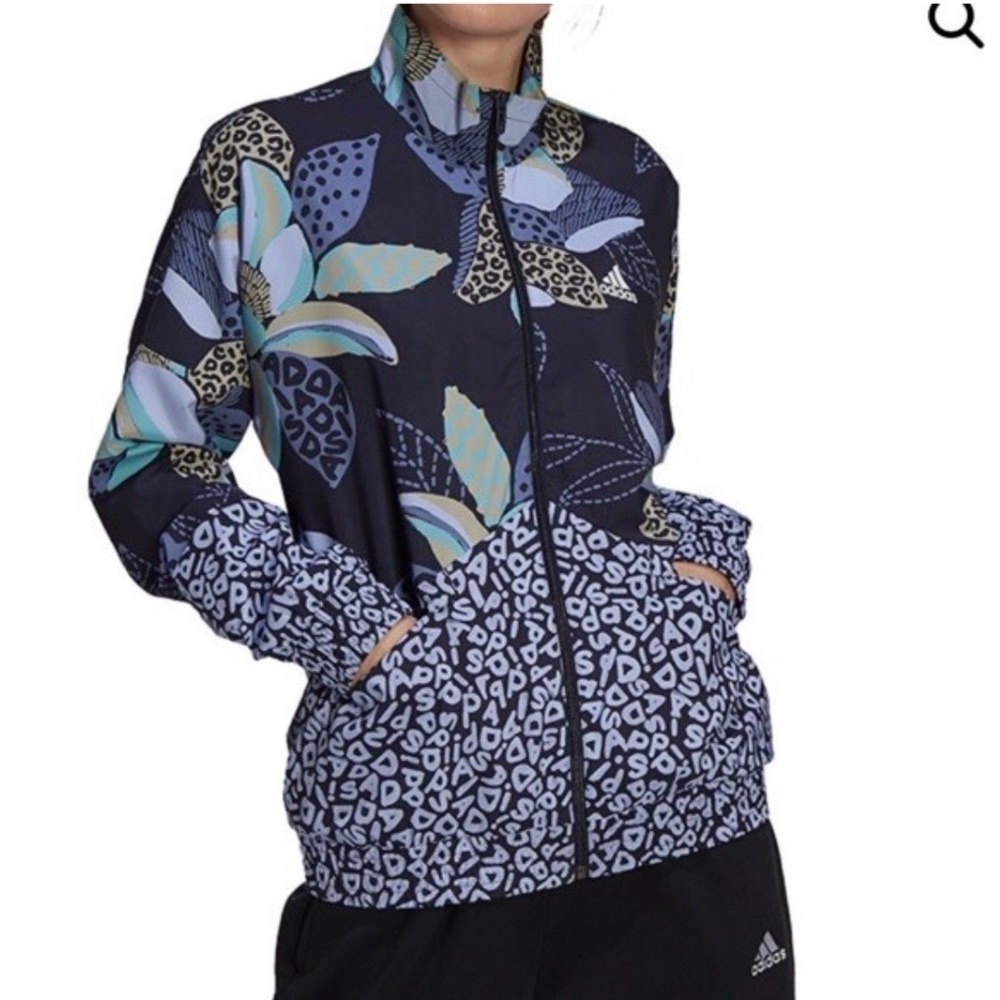 Adidas Farm Rio Print Relaxed
Lightweight Windbreaker‎ Size Medium